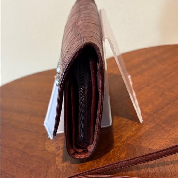 Brighton Vintage wallet on strap Crossbody bag  leather brown  Croc tooled GUC - Picture 6 of 17